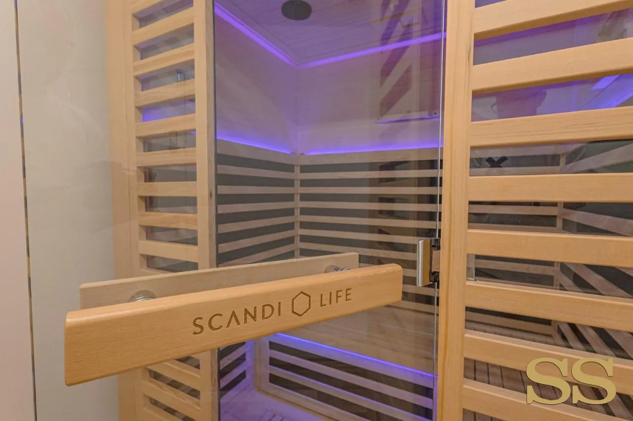 Pearl Penthouse: O2 Academy Proximity with Beach Access Bournemouth Apartment